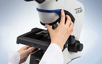 オリンパス生物顕微鏡 CX33 素早く倍率を変更できるレボルバー